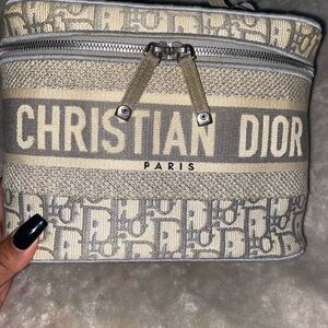 Dior Elegant Gray Interior Design